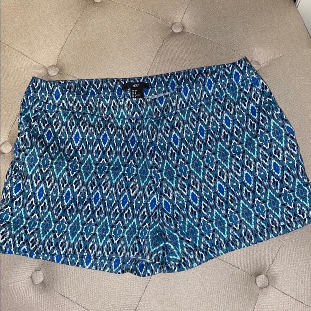 H&M dressy slacks shorts